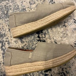 Bobs From Skechers Platform Memory Foam Espadrille Tan Size 9